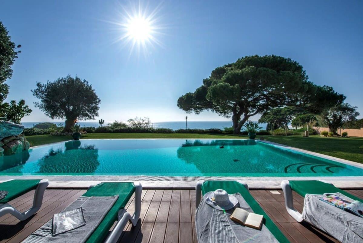 Mauri Luxe - Beautiful Beachfront Сasa de vacaciones Albufeira